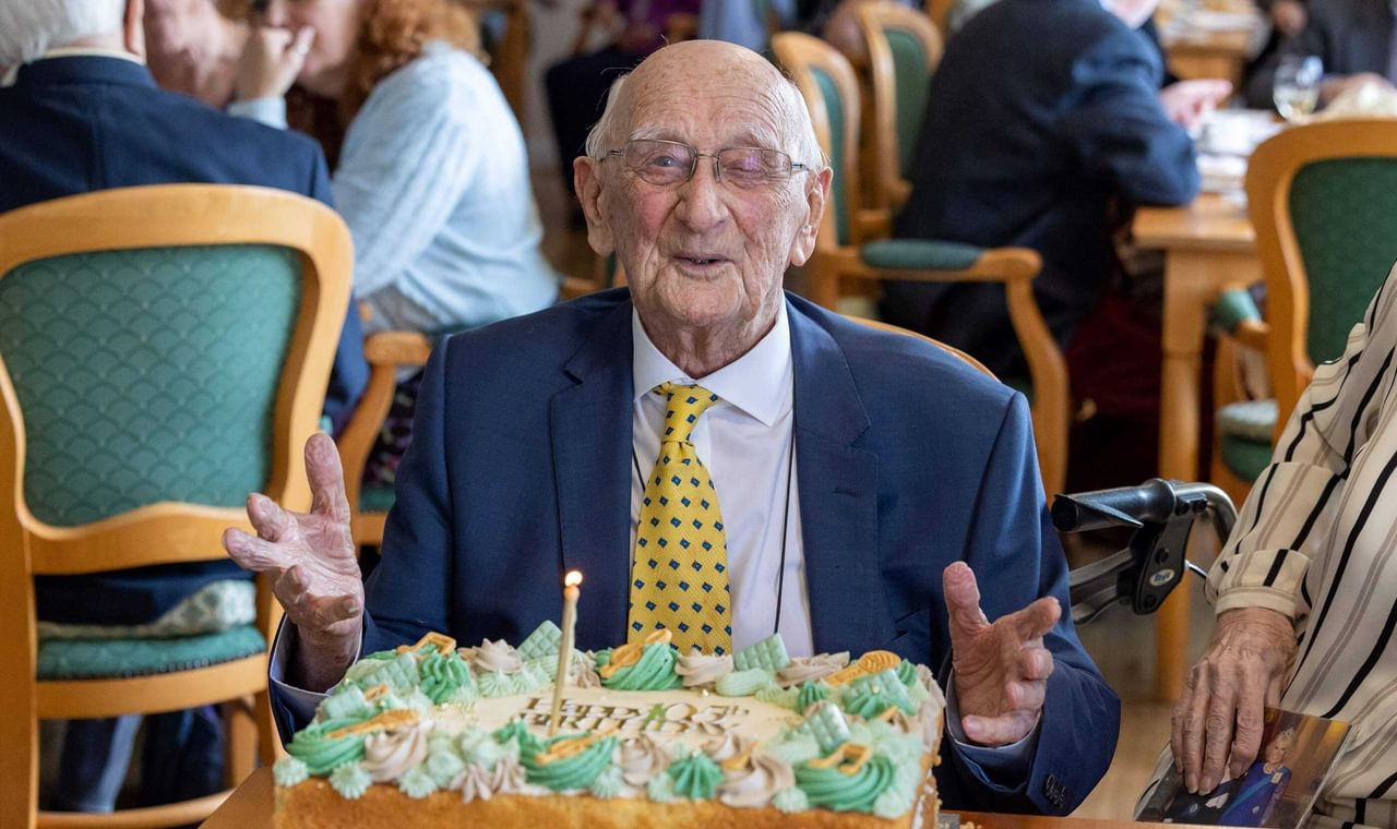 105 Birthday 10 resize