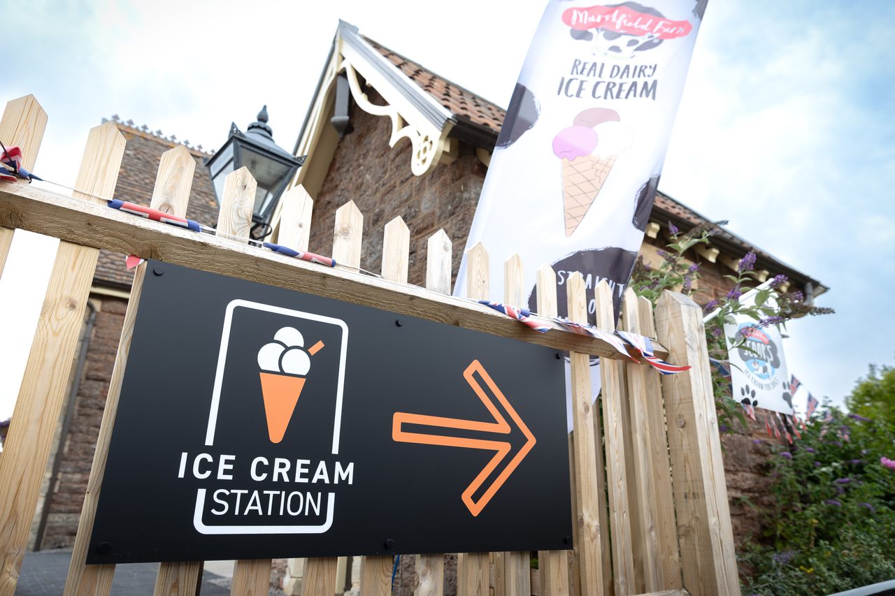 202500811 SMT Ice Cream Sandford Station 21