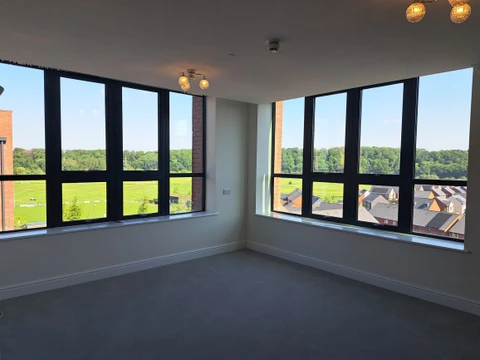 12 Brookmead living room, the Chocolate Quarter