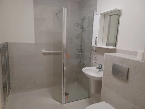 Shower room, 8 Goddard Way, Westbury Fields