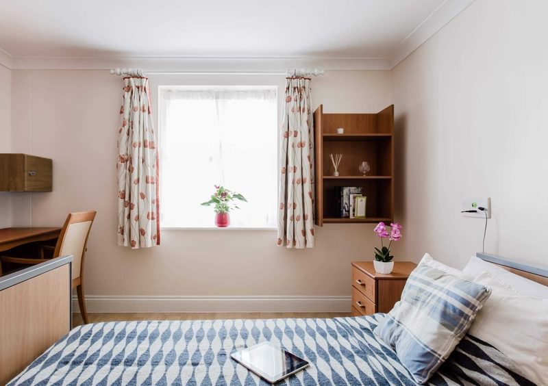1 5 R Room