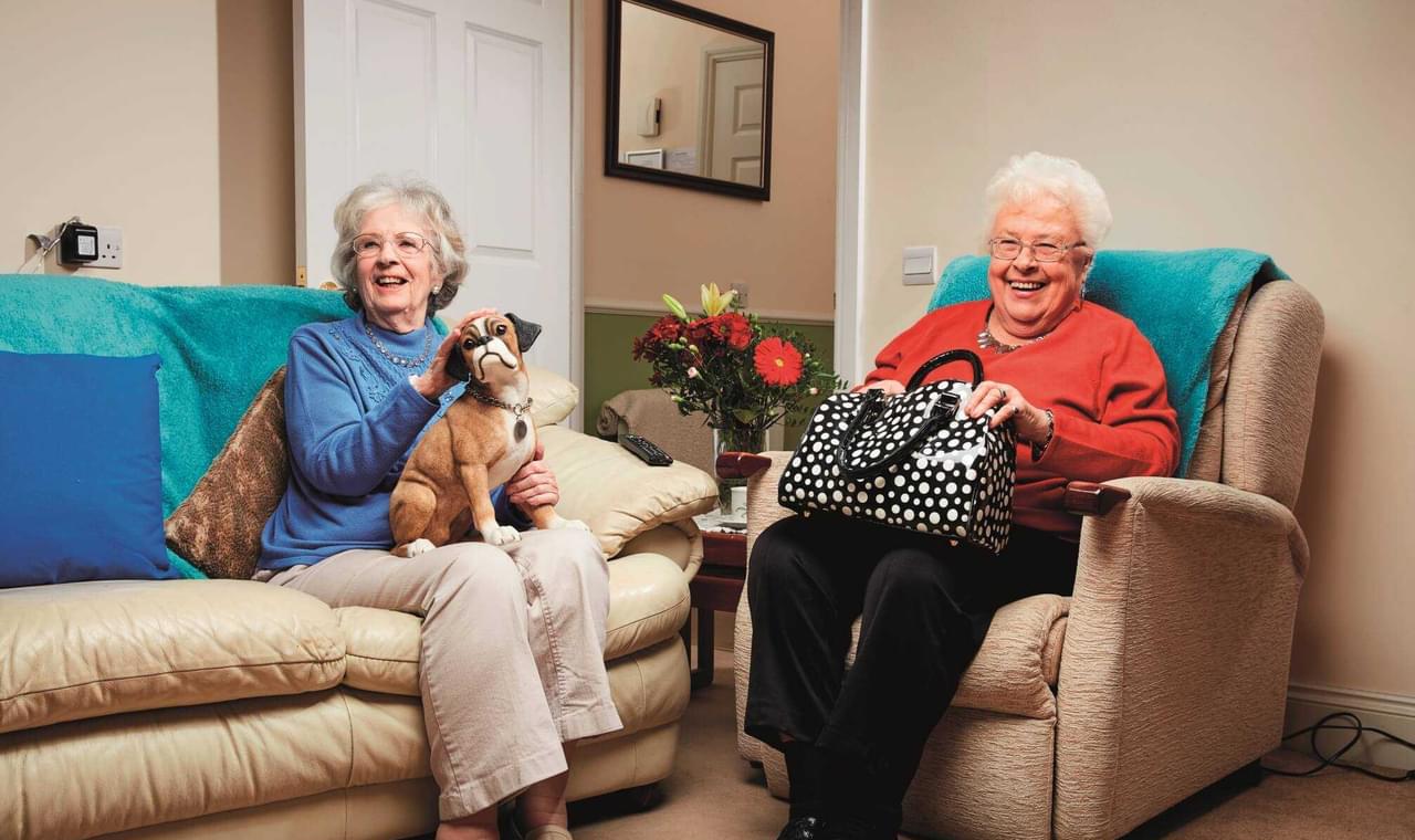 4 1 2017 Mary And Marina Return For New Series Of Gogglebox