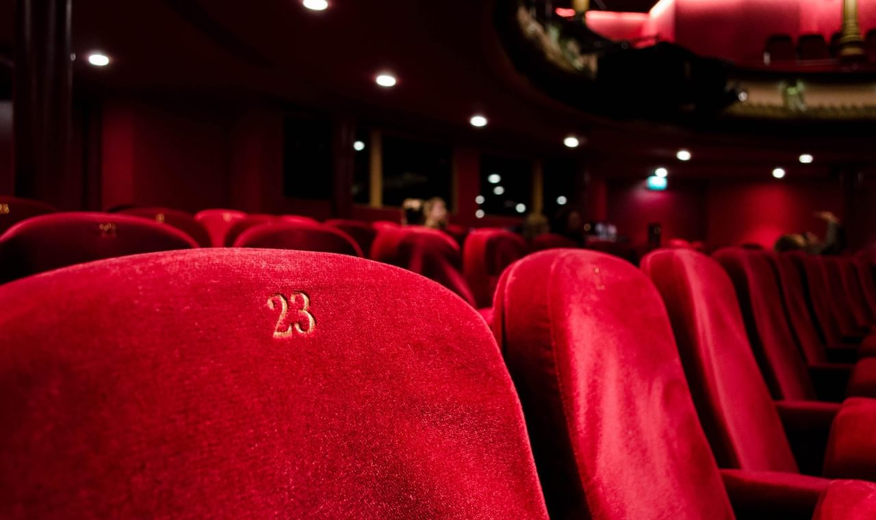 Theatre2